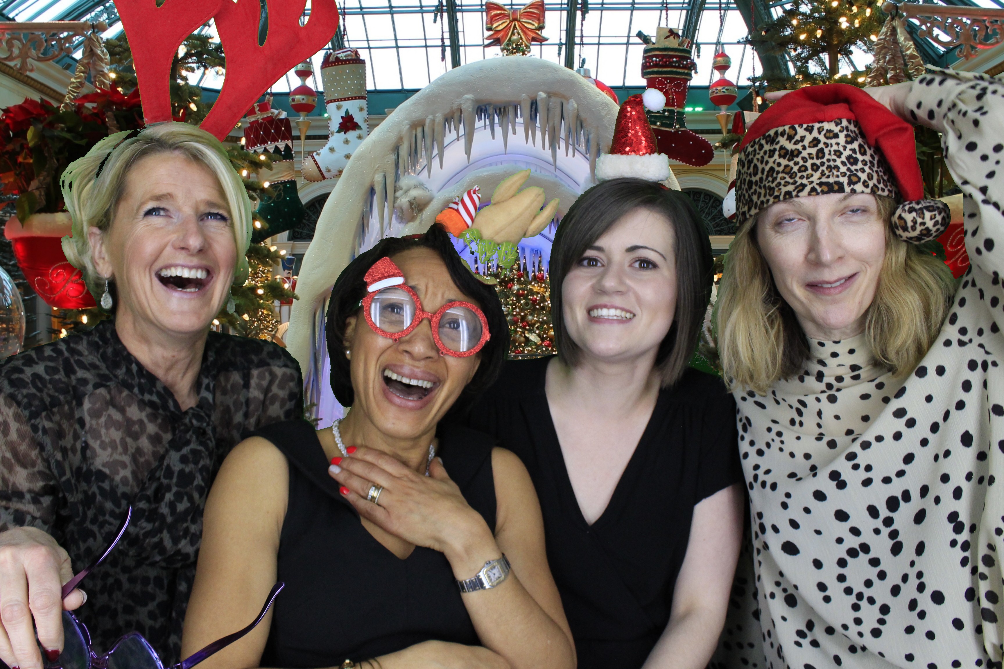 Silvermere Christmas Party  | View more photos from the event at gallery.myphotoboothexperience.co.uk/u/MyPhotoBoothExperienceLtd/Silvermere-Christmas-Party-0